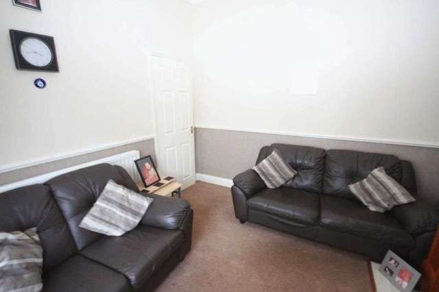  Image of 2 Bedroom Terraced to rent at Cliff Crescent Loftus Saltburn-By-The-Sea, TS13 4RY