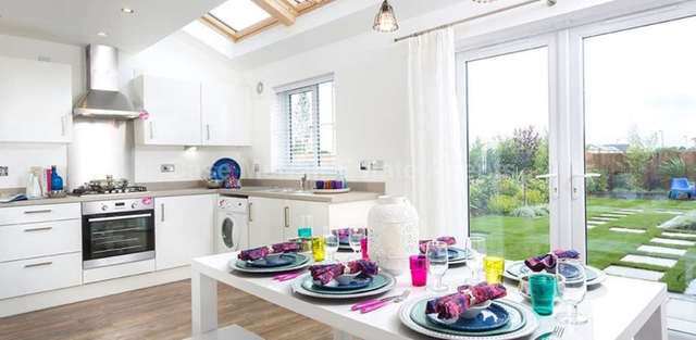  Image of 3 Bedroom Detached to rent at Fernhurst Street  Oldham, OL1 2QJ