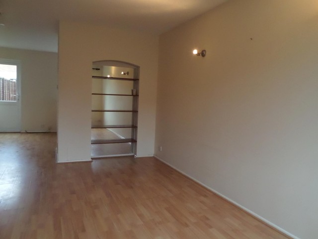  Image of 2 Bedroom Terraced to rent at Locks Heath  Southampton, SO31 6SN