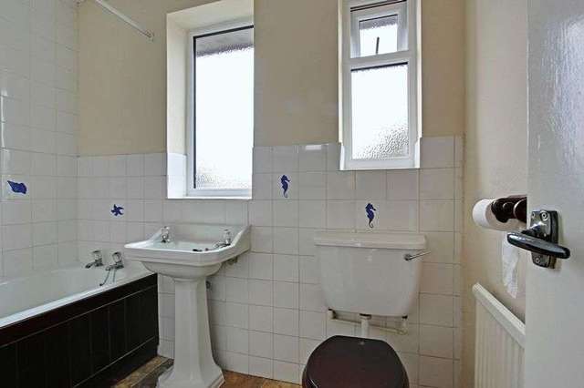  Image of 3 Bedroom Semi-Detached for sale at Eden Close  Beverley, HU17 7HE