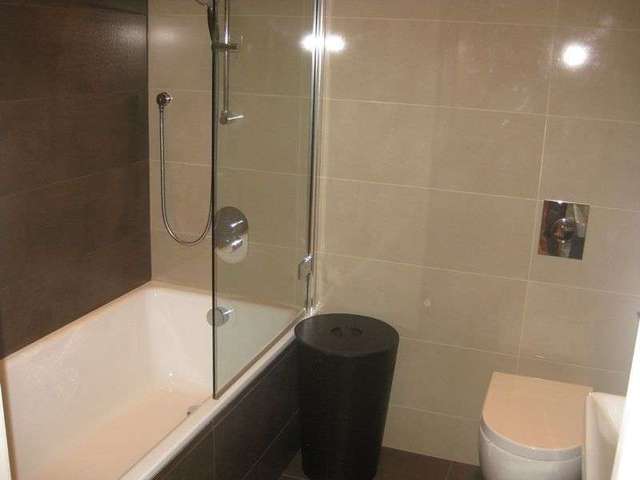  Image of 2 Bedroom Flat for sale at Elms Road  Stanmore, HA3 6BB