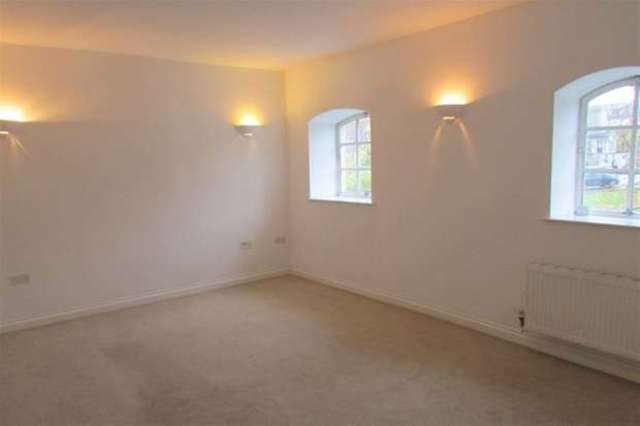  Image of 2 Bedroom Flat for sale at Frome, BA11 1JH