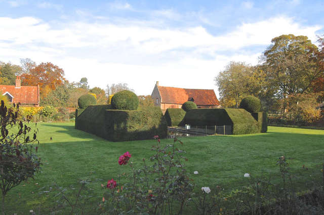  Image of 3 Bedroom Semi-Detached to rent at Church Street Hedenham Bungay, NR35 2LF