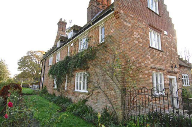 Image of 3 Bedroom Semi-Detached to rent at Church Street Hedenham Bungay, NR35 2LF