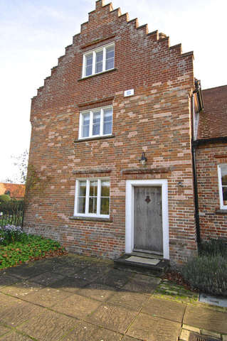  Image of 3 Bedroom Semi-Detached to rent at Church Street Hedenham Bungay, NR35 2LF