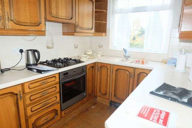  Image of 3 Bedroom Semi-Detached for sale at Highfield Road  Kidderminster, DY10 2TL