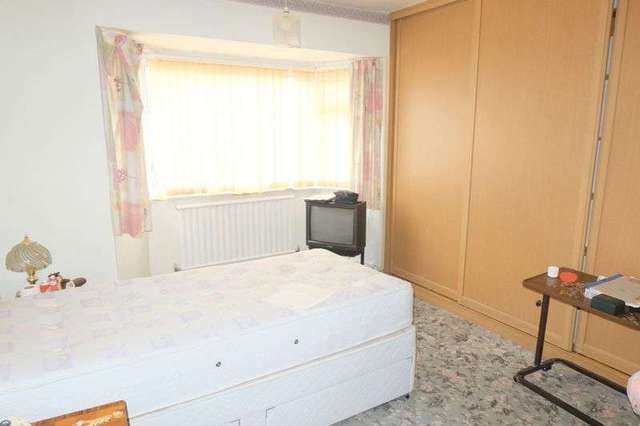  Image of 3 Bedroom Semi-Detached for sale at Highfield Road  Kidderminster, DY10 2TL