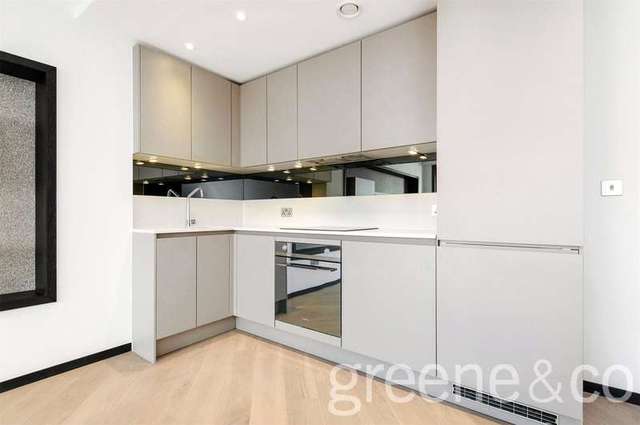  Image of 2 Bedroom Flat to rent at Kentish Town London Gospel Oak, NW5 3AN
