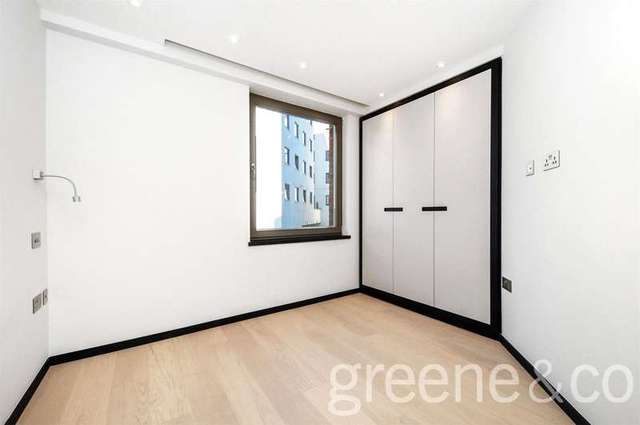  Image of 2 Bedroom Flat to rent at Kentish Town London Gospel Oak, NW5 3AN