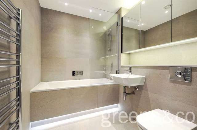  Image of 2 Bedroom Flat to rent at Kentish Town London Gospel Oak, NW5 3AN