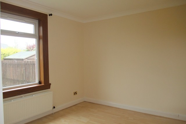  Image of 2 Bedroom Flat to rent at Dechmont West Lothian West Lothian, EH52 6LT
