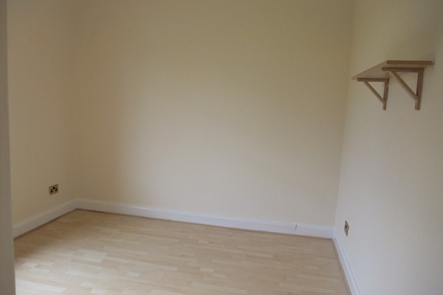  Image of 2 Bedroom Flat to rent at Dechmont West Lothian West Lothian, EH52 6LT