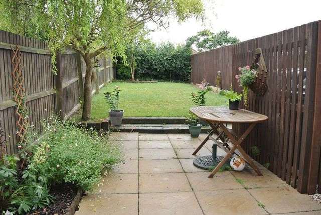  Image of 2 Bedroom Semi-Detached to rent at Mercia Drive Ancaster Grantham, NG32 3QQ