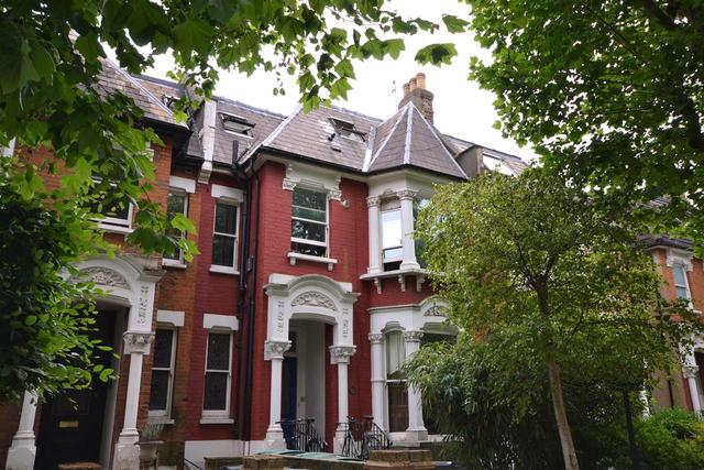  Image of 2 Bedroom Property to rent at Stroud Green, N4 4HX