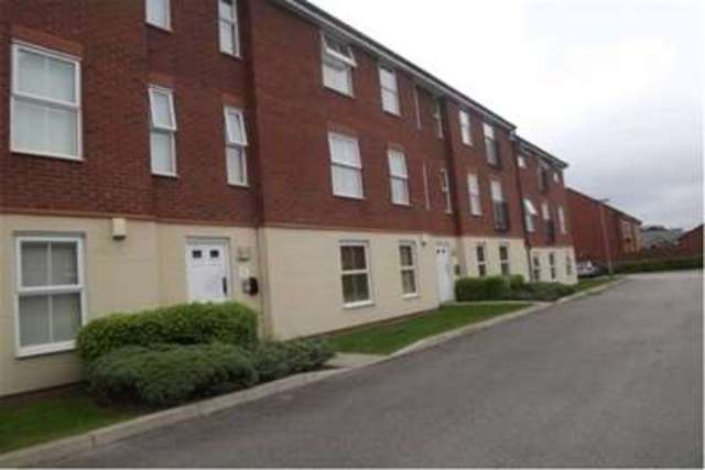  Image of 2 Bedroom Flat to rent at Ellesmere Port, CH66 1SD
