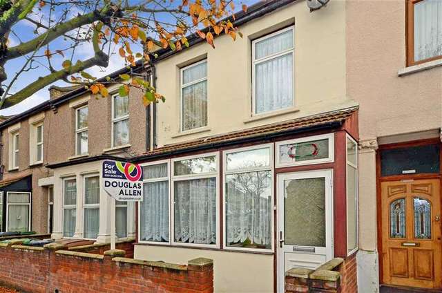  Image of 5 Bedroom Terraced for sale at Leytonstone London Leytonstone, E11 4RJ