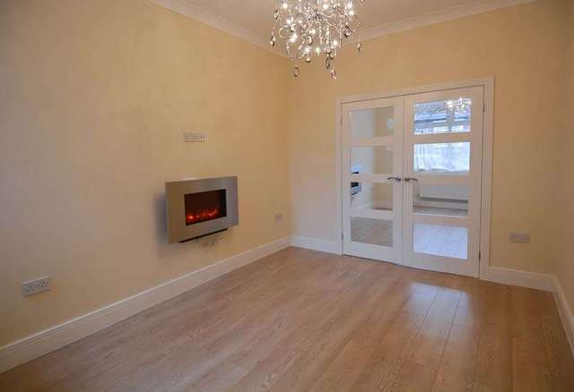  Image of 3 Bedroom Terraced for sale at Park Road  Bearwood, B67 5HX