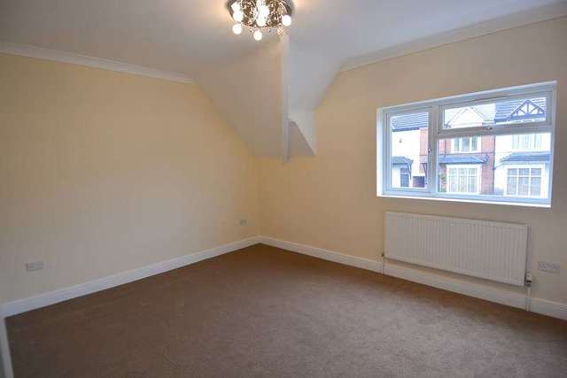  Image of 3 Bedroom Terraced for sale at Park Road  Bearwood, B67 5HX
