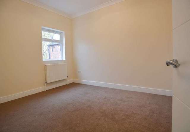  Image of 3 Bedroom Terraced for sale at Park Road  Bearwood, B67 5HX