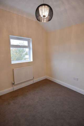  Image of 3 Bedroom Terraced for sale at Park Road  Bearwood, B67 5HX