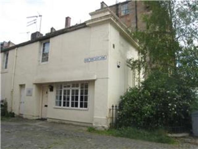  Image of 1 Bedroom Mews to rent at West End Glasgow Glasgow, G3 6HG