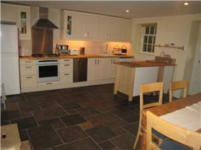  Image of 1 Bedroom Mews to rent at West End Glasgow Glasgow, G3 6HG