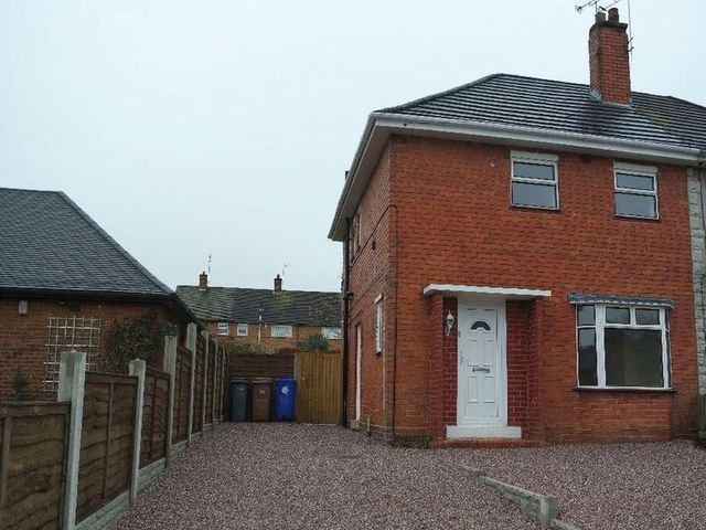  Image of 3 Bedroom Semi-Detached for sale at Pinewood Crescent Meir Stoke-On-Trent, ST3 6JA