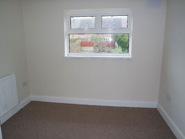  Image of 3 Bedroom Semi-Detached for sale at Pinewood Crescent Meir Stoke-On-Trent, ST3 6JA