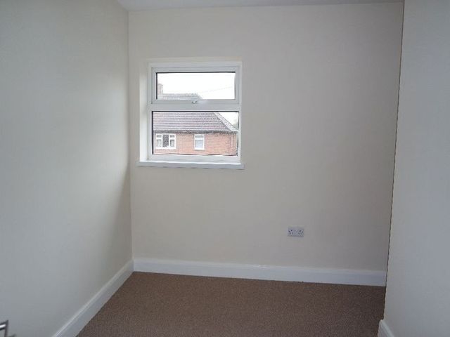  Image of 3 Bedroom Semi-Detached for sale at Pinewood Crescent Meir Stoke-On-Trent, ST3 6JA