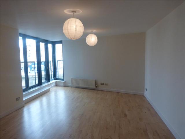  Image of 2 Bedroom Flat to rent at Leith Edinburgh Edinburgh, EH6 6EA