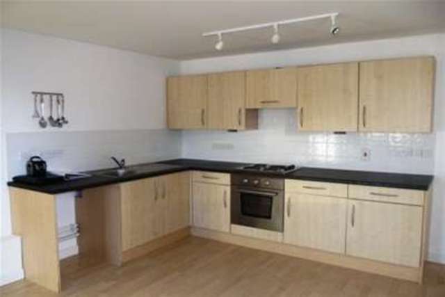  Image of 2 Bedroom Flat to rent at Camborne, TR14 8PF