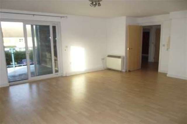  Image of 2 Bedroom Flat to rent at Camborne, TR14 8PF