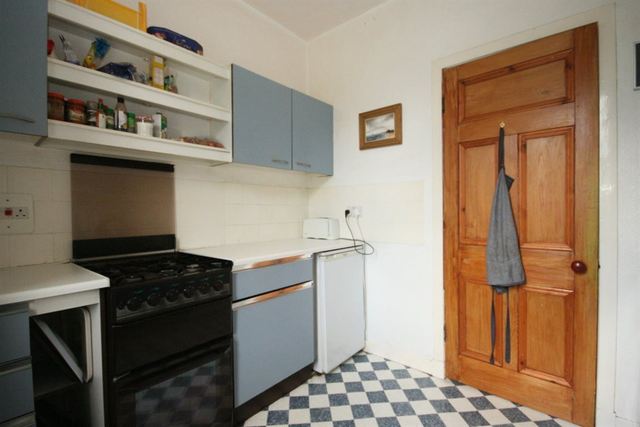  Image of 2 Bedroom Flat to rent at West End Dundee Dundee, DD2 1HA