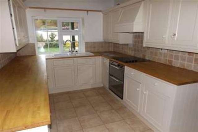  Image of 4 Bedroom Detached to rent at Warminster, BA12 7QP