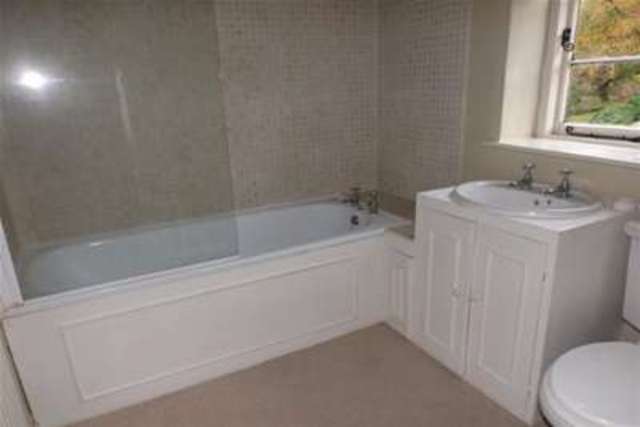  Image of 4 Bedroom Detached to rent at Warminster, BA12 7QP