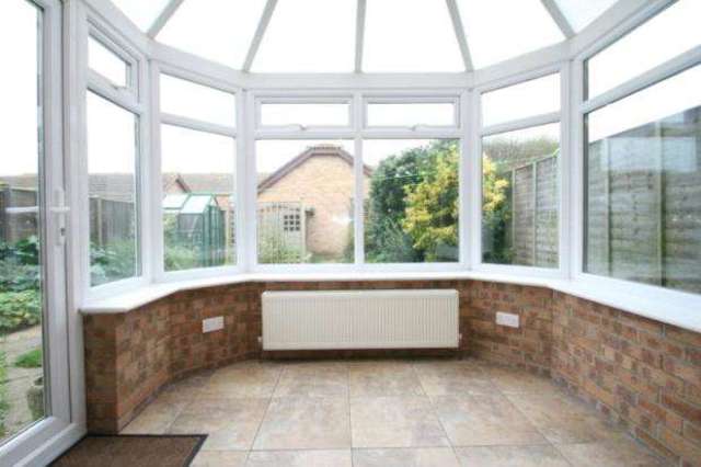  Image of 3 Bedroom Detached to rent at Yapton Arundel Bilsham, BN18 0LE