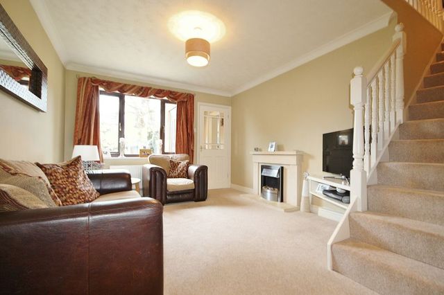  Image of 3 Bedroom Detached for sale at Thorney Leys  Witney, OX28 5NT