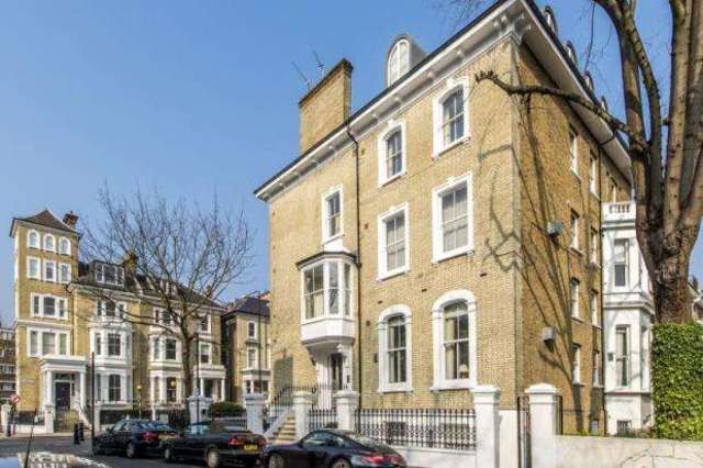  Image of 2 Bedroom Flat for sale at Chelsea Earls Court Cheyne Walk, SW10 9LE