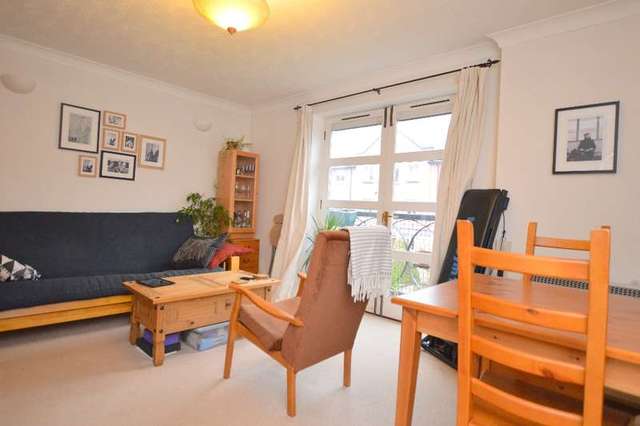  Image of 1 Bedroom Flat to rent at Exeter, EX2 8GU