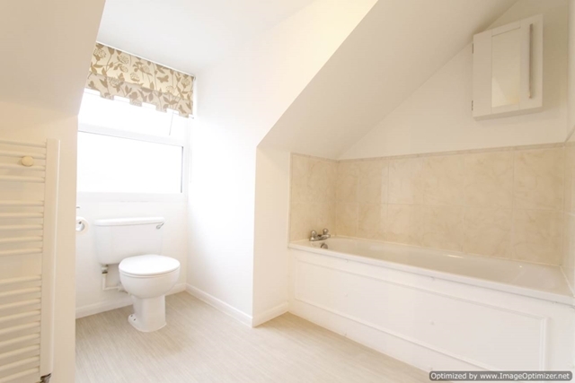  Image of 2 Bedroom Apartment to rent at Marlborough Road  Collier