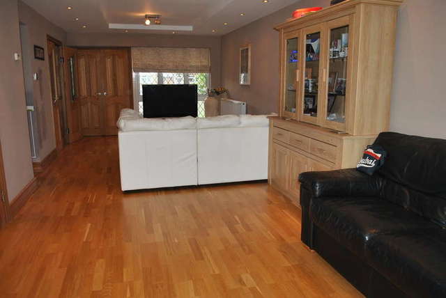  Image of 4 Bedroom Terraced for sale at Fleetside  West Molesey, KT8 2NL