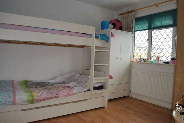  Image of 4 Bedroom Terraced for sale at Fleetside  West Molesey, KT8 2NL