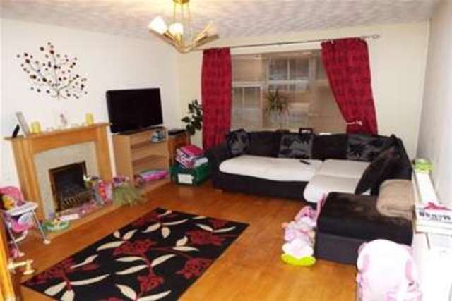  Image of 2 Bedroom Detached to rent at Nottingham, NG12 3LE