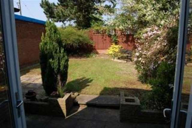  Image of 2 Bedroom Detached to rent at Nottingham, NG12 3LE