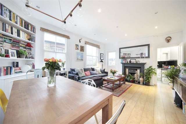  Image of 3 Bedroom Flat for sale at Clapham London Clapham, SW4 0AH