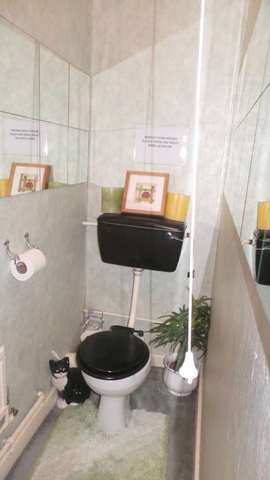  Image of Flat to rent at Trinity Way Acton London, W3 7HS
