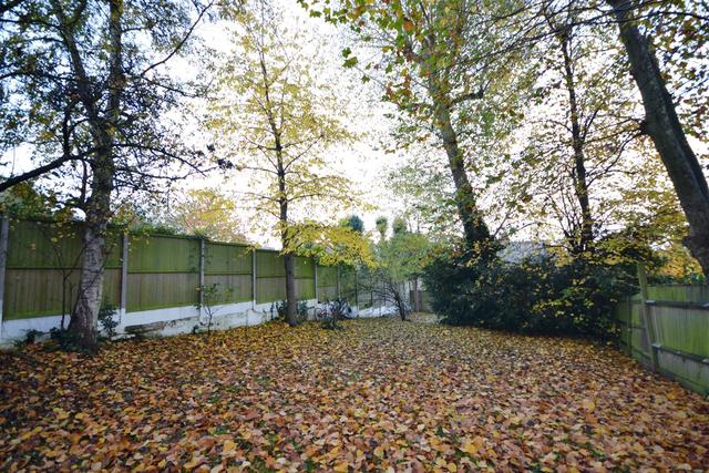  Image of 1 Bedroom Property to rent at Crouch End, N8 8EU