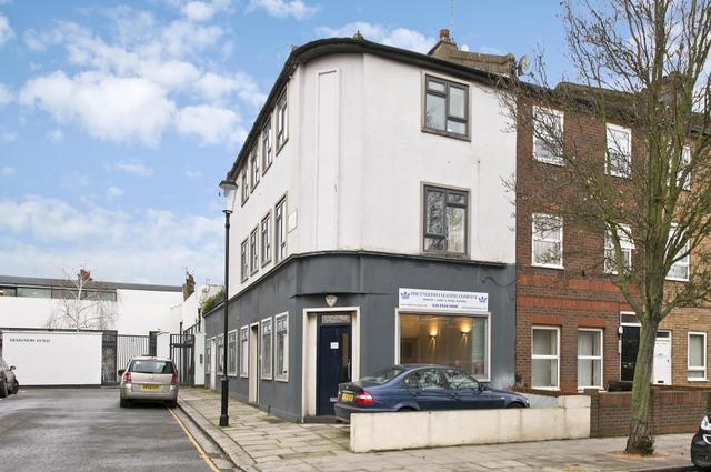  Image of 1 Bedroom Flat to rent at Latimer Road  London, W10 6QY
