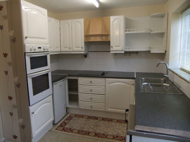  Image of 2 Bedroom Property to rent at Mervinian Close  CARDIFF, CF10 4BU