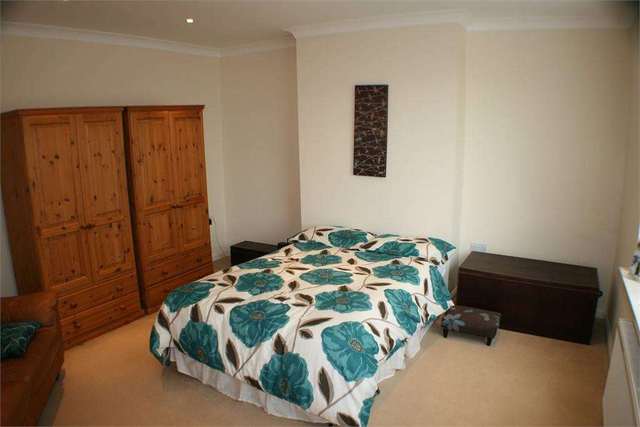  Image of 2 Bedroom Apartment for sale at Minnis Bay Minnis Bay Birchington, CT7 9SF